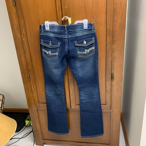 V.I.P. mid rise boot cut wide leg denim jeans size 5/6 31 in inseam - Picture 2 of 5